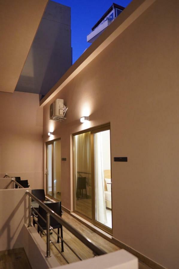 Marvel Deluxe Rooms Héraklion Extérieur photo
