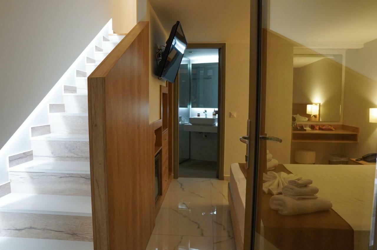 Marvel Deluxe Rooms Héraklion Extérieur photo